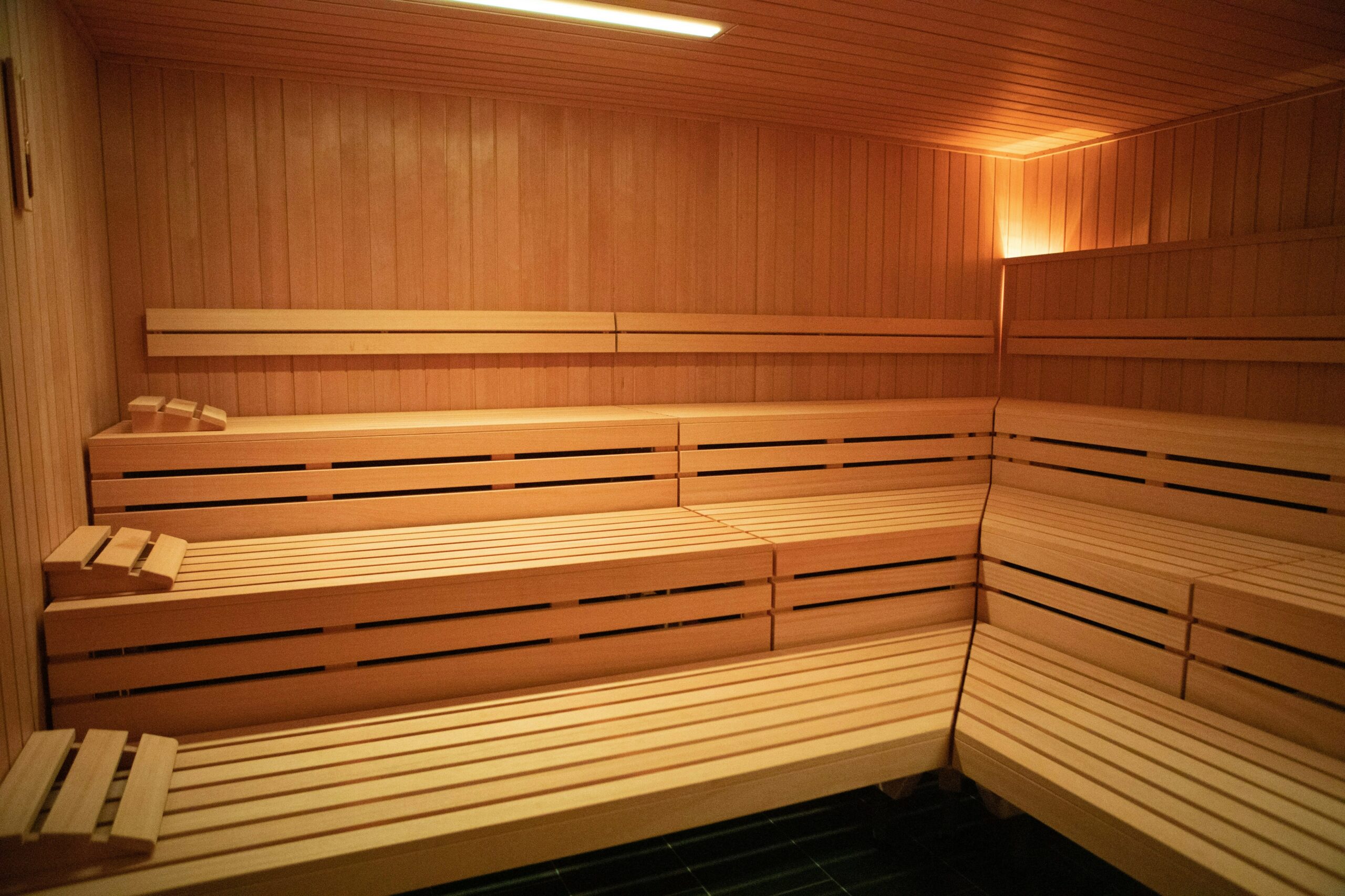 Dry Sauna For Health & Weight Loss